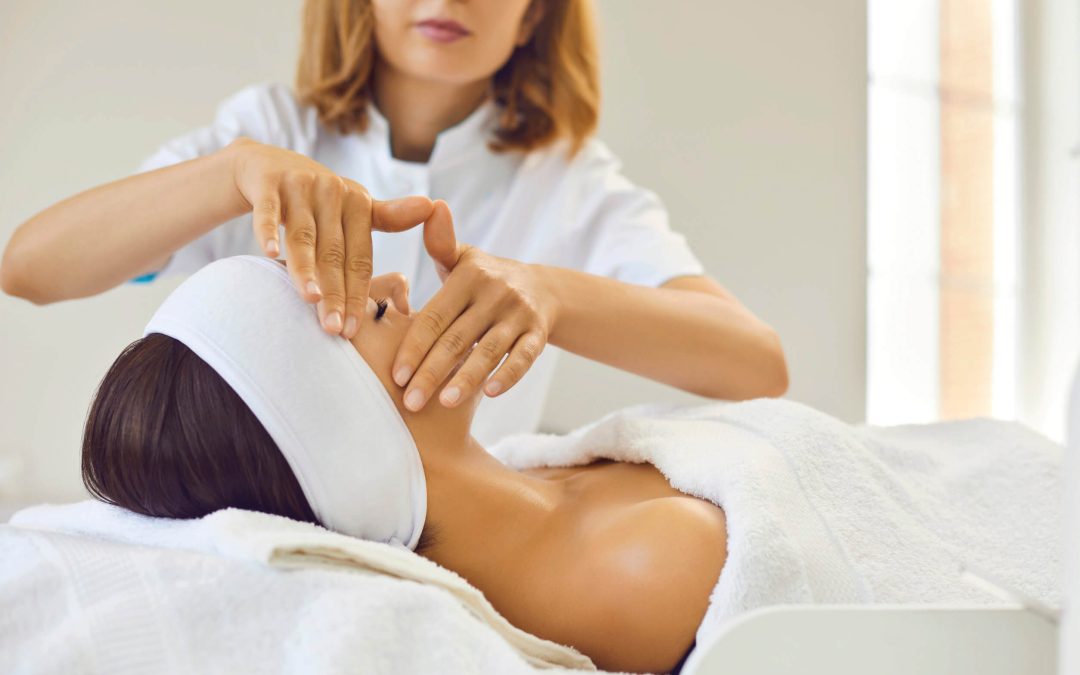 LE FACIALISME, LA NOUVELLE TENDANCE ANTI-ÂGE