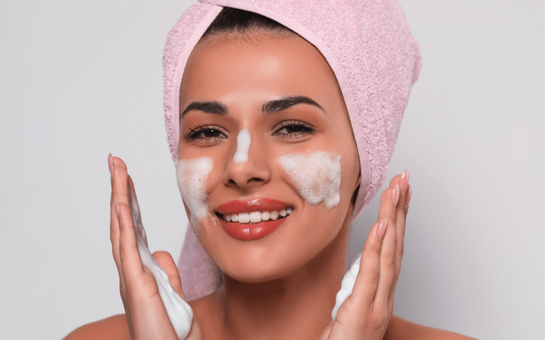 NETTOYAGE DE LA PEAU : UN SOIN CIBLÉ