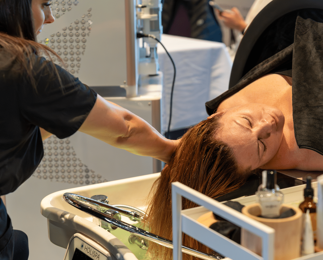 Les visiteurs ont eu l’opportunité de tester une grande variété de soins et d’échanger avec des professionnels disponibles.