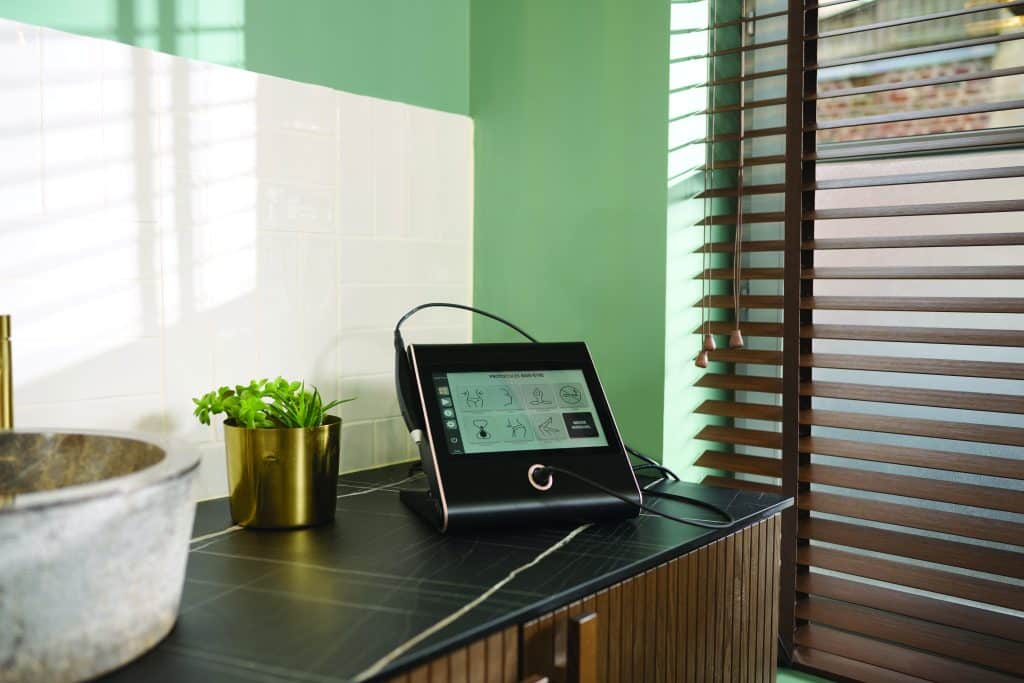 Luxomed – Beluxo photo machine 1